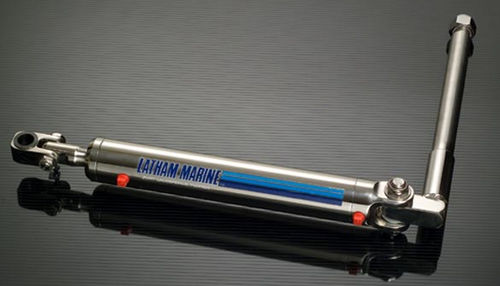 Martinetto per barca a motore - KRSM-9000 - Latham Marine - idraulico / per timoneria