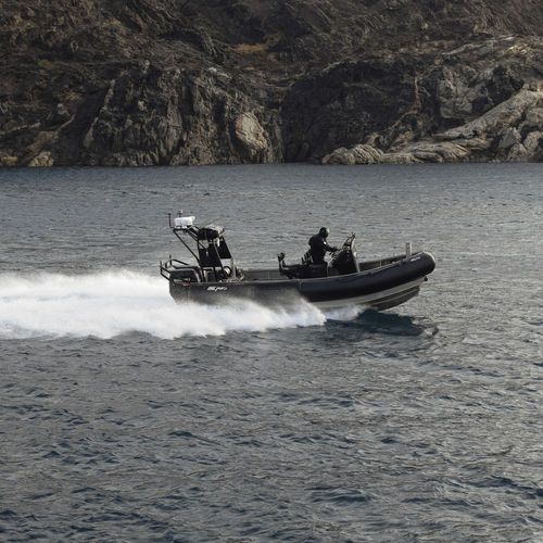 Barca professionale barca utilitaria - SRA 650 OB - Zodiac Milpro International - fuoribordo / in alluminio / gommone semirigido