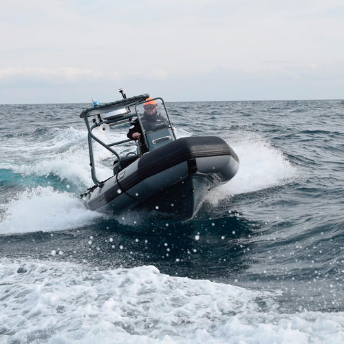 Barca professionale patrol boat - SRR 420 - Zodiac Milpro International - gommone semirigido / gommone