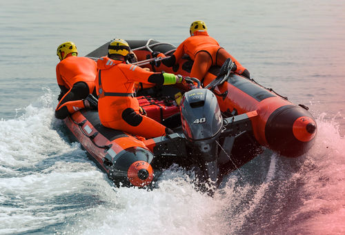 Barca professionale patrol boat - SRR 870 - Zodiac Milpro International - fuoribordo / gommone semirigido