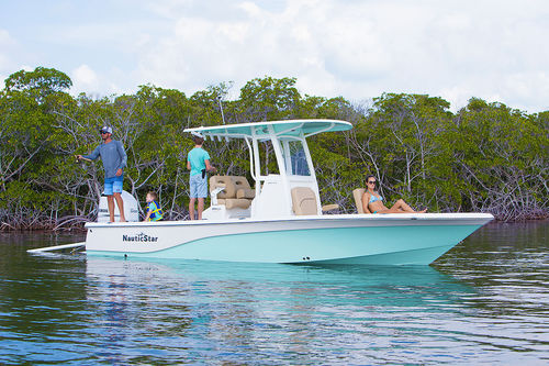 Bay boat fuoribordo - 265 XTS - Nautic Star Boats - con console centrale / open / da pesca sportiva