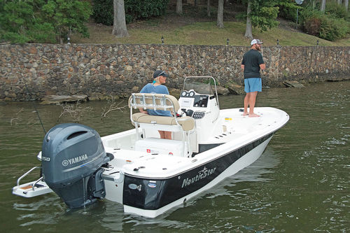 Bay boat fuoribordo - 215 XTS SB - Nautic Star Boats - con console laterale / open / crossover