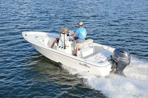 Bay boat fuoribordo - 2140 SHALLOW - Nautic Star Boats - con console centrale / open / da pesca sportiva