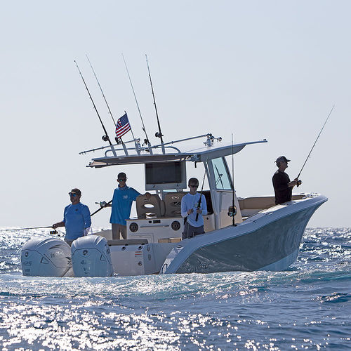 Cabinato fuoribordo - 32 XS - Nautic Star Boats - bimotore / open / con console centrale