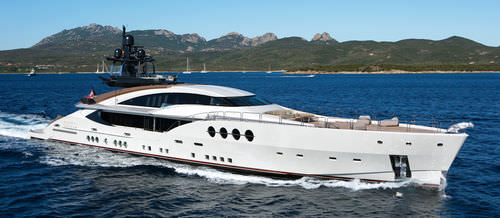 Mega-yacht sportivo - 210 - Palmer Johnson - con cabina di pilotaggio / con 6 cabine / con scafo semiplanante