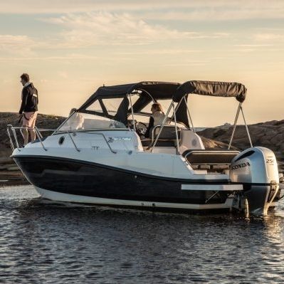 Cabin-cruiser fuoribordo - 750 - Drago Boats - open / max. 7 persone / con prendisole