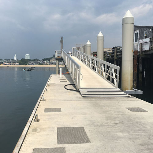 Passerella per pontile - SF MARINA - flottante / in acciaio galvanizzato / su misura