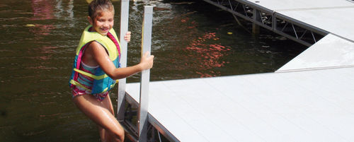 Scaletta fissa - FLOE INTERNATIONAL, INC. - per pontile / da bagno / in alluminio