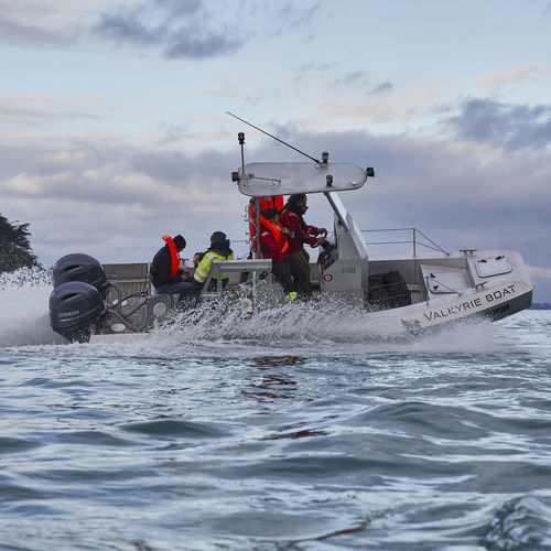 Barca professionale patrol boat - VALKYRIE 650 - BORD A BORD - barca da lavoro / barca utilitaria / fuoribordo