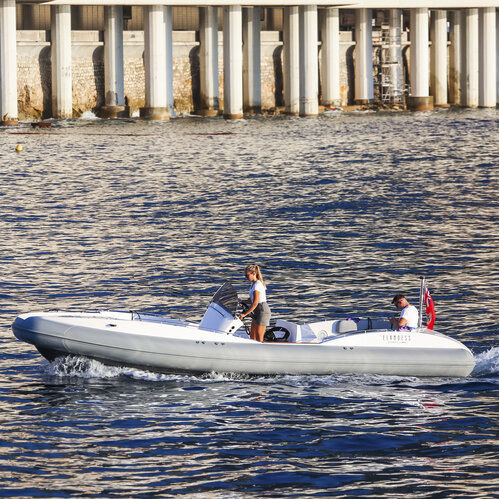 Gommone entrobordo - Pascoe International - RIB / open / con console laterale