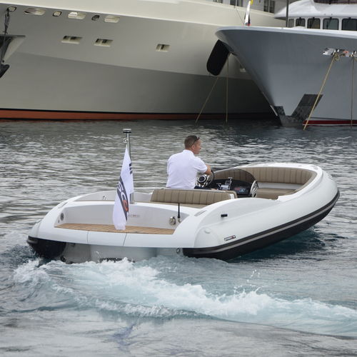 Gommone entrobordo - DT Launch - Pascoe International - RIB / open / max. 9 persone