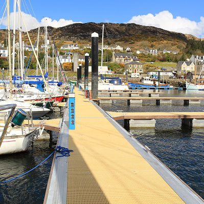 Pontile galleggiante - Inland and Coastal Marina Systems Ltd. - di ormeggio / per marina / in acciaio galvanizzato
