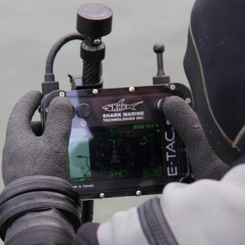 Sistema di guida e localizzazione mediante per immersione - E-TAC - Shark Marine Technologies