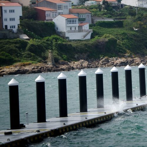 Frangiflutti galleggiante - Ronáutica Quality Marinas SLU - in calcestruzzo