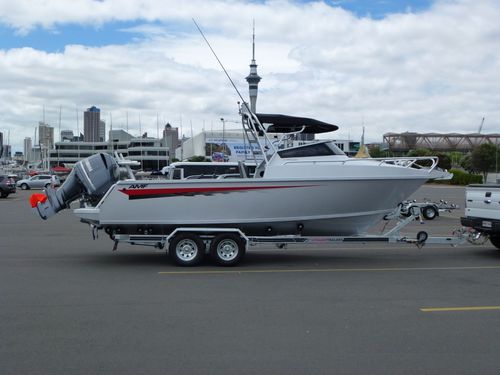 Cabin-cruiser fuoribordo - 660 Pro - AMF Boat Company - open / sportivo / da pesca sportiva