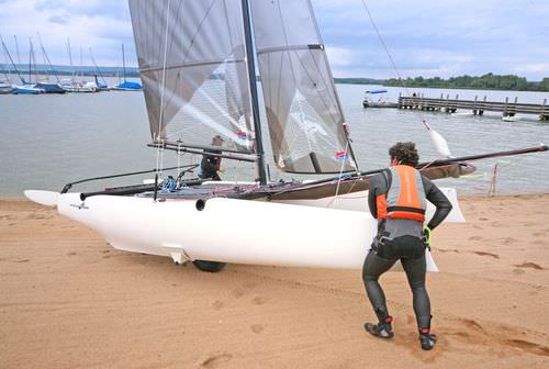 Catamarano sportivo da regata - EAGLE 16 - Eagle Catamarans - per due persone / con trapezio doppio / Formula 16