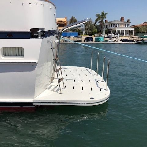 Piattaforma da bagno - Beachcomber Fiberglass Technology - fissa / per yacht / per barca