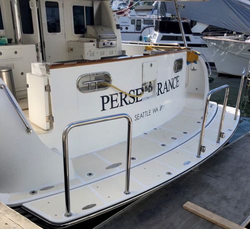 Piattaforma da bagno - 64′ Nordhavn - Beachcomber Fiberglass Technology - fissa / per yacht / per barca