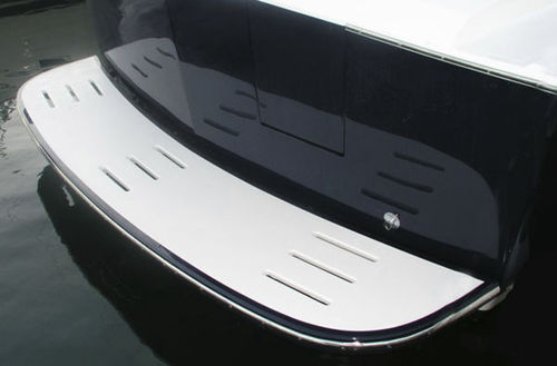 Piattaforma da bagno - 35′ Chris Craft Commander - Beachcomber Fiberglass Technology - fissa / per barca / per specchio di poppa