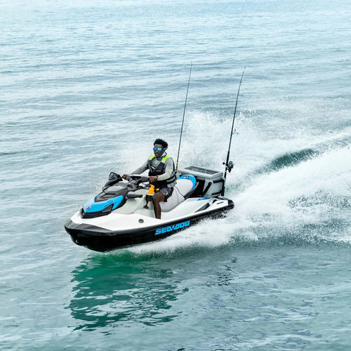 Moto d'acqua seduto - FISHPRO SCOUT 130 - Sea-doo - tre posti / 130 cv