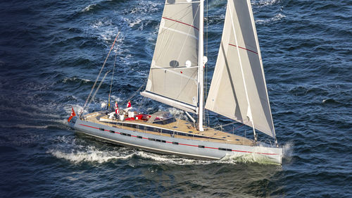 Sailing-yacht da crociera d'altura - BELLKARA YCC91 - CONRAD S.A. - con poppa aperta