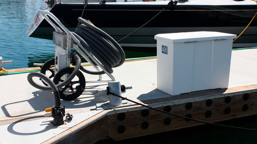 Sistema di scarico fisso - Centralized - Keco Pump & Equipment - per marina / con pompa peristaltica / pompa a membrana