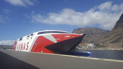 Traghetto per auto Ro-Pax - VILLA DE AGAETE - INCAT - catamarano / ad alta velocità