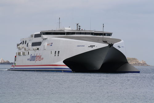 Traghetto per auto catamarano - INCAT HULL - INCAT - ad alta velocità