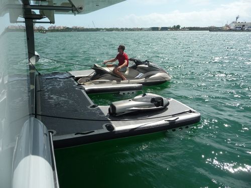 Pontile galleggiante - Aere Docking Solutions - per ormeggio a secco di jet-ski