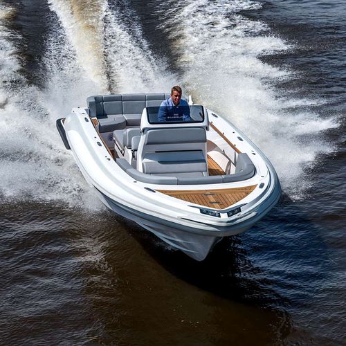 Gommone entrobordo - 8.9 M - Yachtwerft Meyer - RIB / con console centrale / max. 9 persone