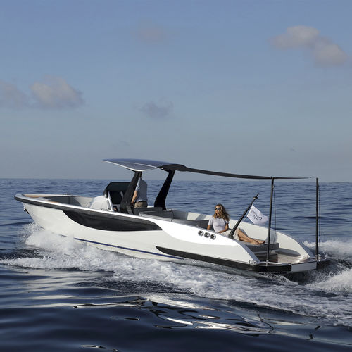 Cabinato entrobordo - 9.6 M - Yachtwerft Meyer - open / con console centrale / max. 12 persone