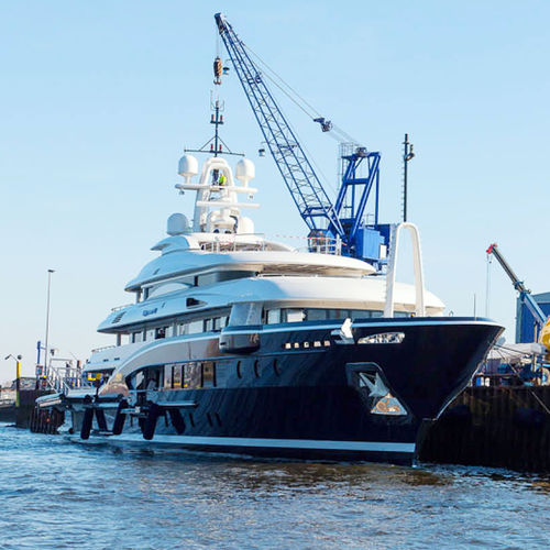 Mega-yacht di lusso da crociera - Power III - Fassmer - rapido / con cabina di pilotaggio