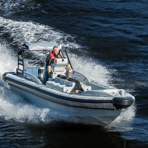Barca professionale entrobordo a idrogetto - FF 1240 - Fassmer - fuoribordo / GRP / gommone semirigido