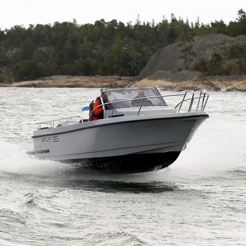 Cabin-cruiser fuoribordo - 25  - Linex-Boat Oy - open / sportivo / rapido