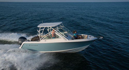 Runabout fuoribordo - 245 DC - SouthWind - open / hard-top / da sci nautico