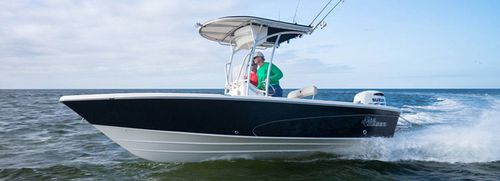 Barca open fuoribordo - 21 LX - Sea Chaser - con console centrale / da pesca sportiva / max. 6 persone