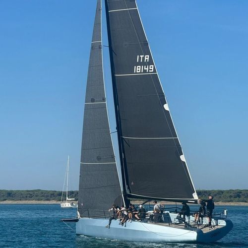 Barca a vela da regata - 40 XSM - ERYD YACHTS - con cabina / in carbonio / con bompresso