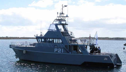Barca professionale patrol boat - MALTA  - Austal USA - entrobordo
