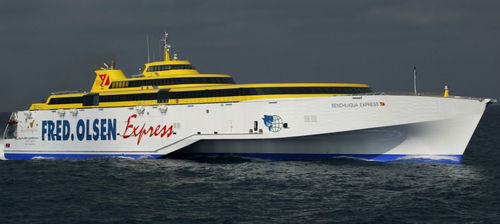 Traghetto per auto trimarano - BENCHIJIGUA EXPRESS - Austal USA - ad alta velocità