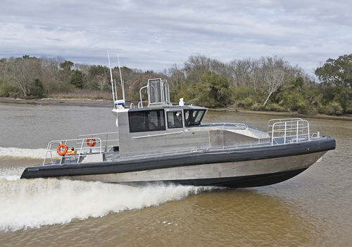 Barca professionale pilotina - 45 DEFIANT - Metal Shark Aluminum Boats - entrobordo a idrogetto / diesel / in alluminio