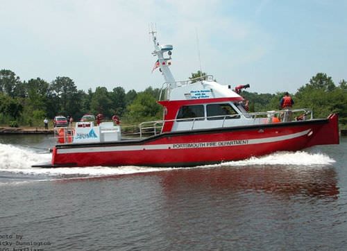 Barca professionale motobarcapompa - FireStorm 46/48 - Metalcraft Marine Inc - entrobordo a idrogetto / in alluminio