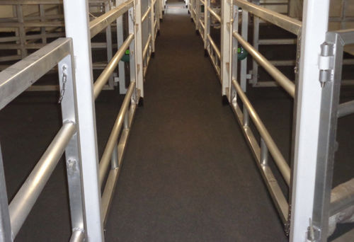 Rivestimento per pavimento per nave - Bolideck® Livestock - Bolidt - per yacht