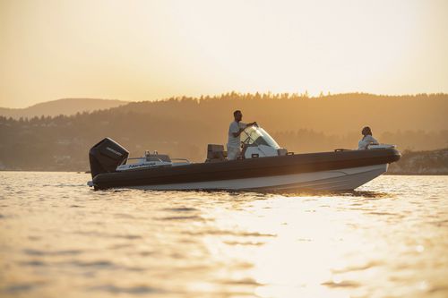 Gommone fuoribordo - Airborne 8 - Nordkapp Boats - semirigido / open / con console centrale