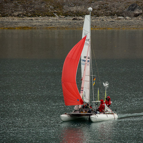Catamarano sportivo gonfiabile - Ducky-19 - Inflatable Solution - Eduard Maydanik - singolo / per due persone / spinnaker asimmetrico