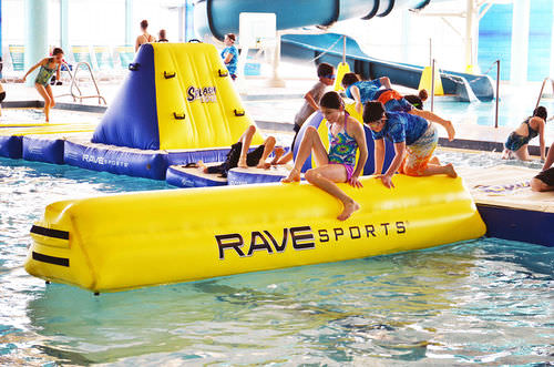 Gioco acquatico trave di equilibrio - Aqua Beam - RAVE Sports - per base turistica sportiva / gonfiabile