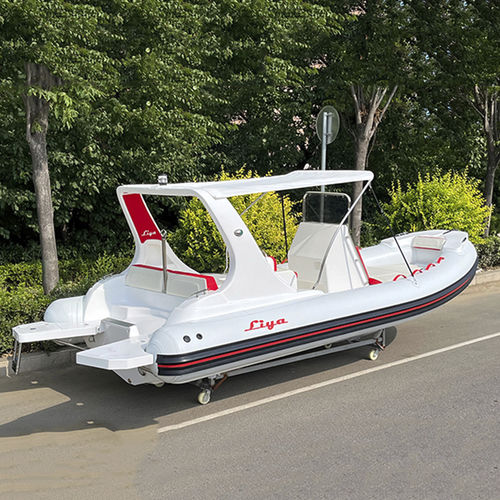 Gommone fuoribordo - HYP580-S - Qingdao Lian Ya Boat Co.,Ltd. - a benzina / semirigido / con console centrale