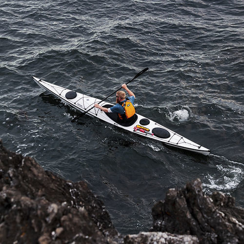 Kayak da escursione sportiva - Fathom - Eddyline Kayaks - per lunghe distanze / da mare / per adulto