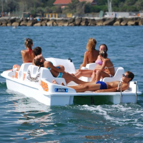 Pedalò 6 posti - Capri Motorò - CNA Cantiere Nautico - in plastica