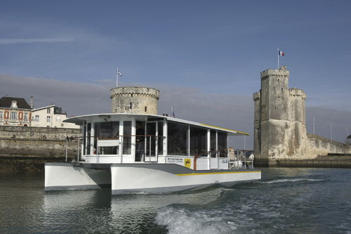Barca professionale battello turistico - Bus de Mer - Alternatives Energies - catamarano / elettrica