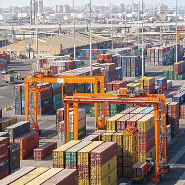 Gru di impilaggio per container gommata - RTG - Liebherr-International Deutschland